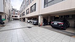 太平樂透天朝南雙車別墅