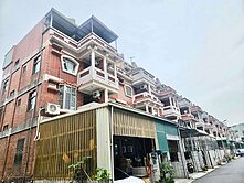 低總價4樓透天 住商許嘉玲