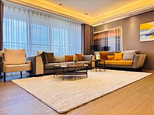 專約~藝文【悅龍莊】超高樓3+1房4車-永慶何亞凡