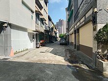 英明國中大面寬孝親雙車墅