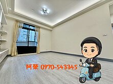 樹孝商圈｜全新典雅２衛開窗採光挑高美３房｜已租車位