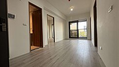 前鎮高中捷運站英倫亞灣2期全新正3房平面車位