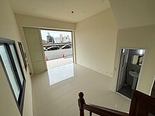 東區店住合一黃金店舖｜1-3樓邊間戶