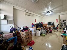 碧山路正路邊店住