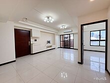 蔬食房仲獨家★東區★近lalaport大四房雙車