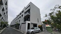 【承辦專員】梓官⭐新海城⭐稀有全新邊間5房雙車透天