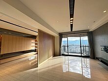 鉅虹曙光之旅2✅室內32坪大房｜次頂樓朝東無限視野