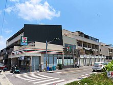 (專)安南學東國小輕齡透天店面