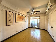 獨家專賣｜近環球購物中心｜棟距遠｜日新社區公寓三房