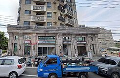 省桃旁金店面1+2樓雙車位