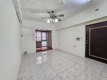 大樂河堤社區◆三房+平車◆生活機能好