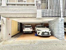 北區秒地坪30坪併排雙車電梯美別墅