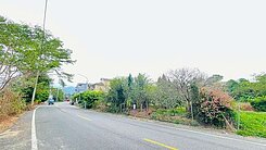 梅山國中旁 ｜雙面路｜美建地