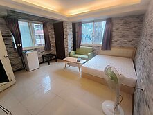 逢甲大門便當街整層6套房