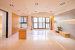 左營三鐵共構3大房平面車位