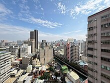 高雄車站幸福川新樓中樓邊間衛浴開窗+車位