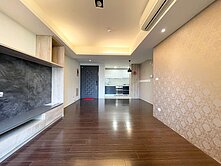 🔥沙鹿家樂福商圈｜精裝三房車位樹梢戶✨稀有釋出