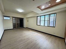 大寮中山工商高樓景觀陽台進出三房平車