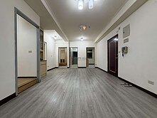 溪洲國小旁麒麟天地邊間三房前後陽台浴室有窗