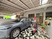 佳里黃昏市場旁美車墅