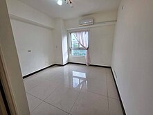 雲天高樓層+車位0960-739786