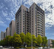 新光特區惠宇新觀最優朝南三房平車精裝修視野戶