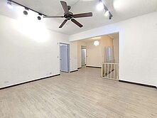 明星學區🏆國泰大坪數三房🛣️臨路住店