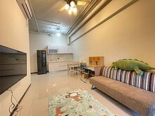 獨家好案社區最俗稀有邊間衛浴開窗正兩房+平車