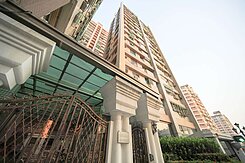 鄰近文山特區#低總價&amp;低公設#次高樓明亮大四房平車