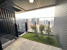 愛情河左岸看海景觀-音樂中心-花園陽台美2房