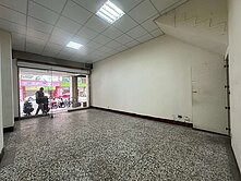 屋主誠意賣北區學士路賺錢透天店面