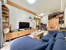 東區LALAPORT旁 輕屋齡僅4年屋 三房平車