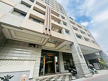 凡登18｜中山商圈雙面採光大三房車位