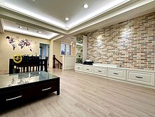 【中信房屋】榮華一路三代同堂帶車位