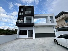 壯圍多功能電梯別墅