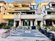 北屯十期佑崧建設｜7.5面寬｜大地坪3車孝親別墅