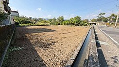 南投草屯近中興交流道方正角農地