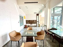 ￥大鵬灣25米路八年電梯店面｜ 投資自營一次到位