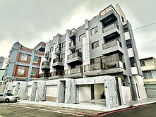 🤩點我👉轉轉👉草湖河畔全新三車位電梯墅