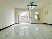 民生南路邊間車庫別墅