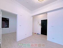 !! 大降價 !! 中山國小全新整理 2+1 房