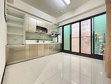 鳳甲商圈寧靜社區車墅