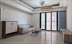 超便宜三房車位-全屋亮-看操場-巨蛋商圈