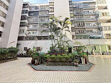 大里區仁化｜塗城商圈丨大4房+雙車位屋況極佳