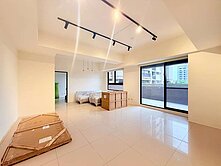 昌隆廣場-上旺大四房稀有雙平車大露臺戶