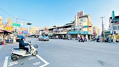 新興路7-11旁(1+2樓)屋況好三房