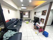 植物園旁方正三房附車🌱邊間雙面採光🍃生活機能佳