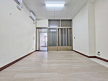 Hong🏠住店合一｜太原車站1+2樓樓店門前停車