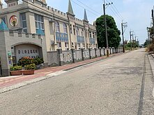 芳苑萊爾富旁建地