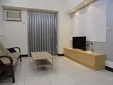 左營高鐵新光三越文府國小邊間2+1房